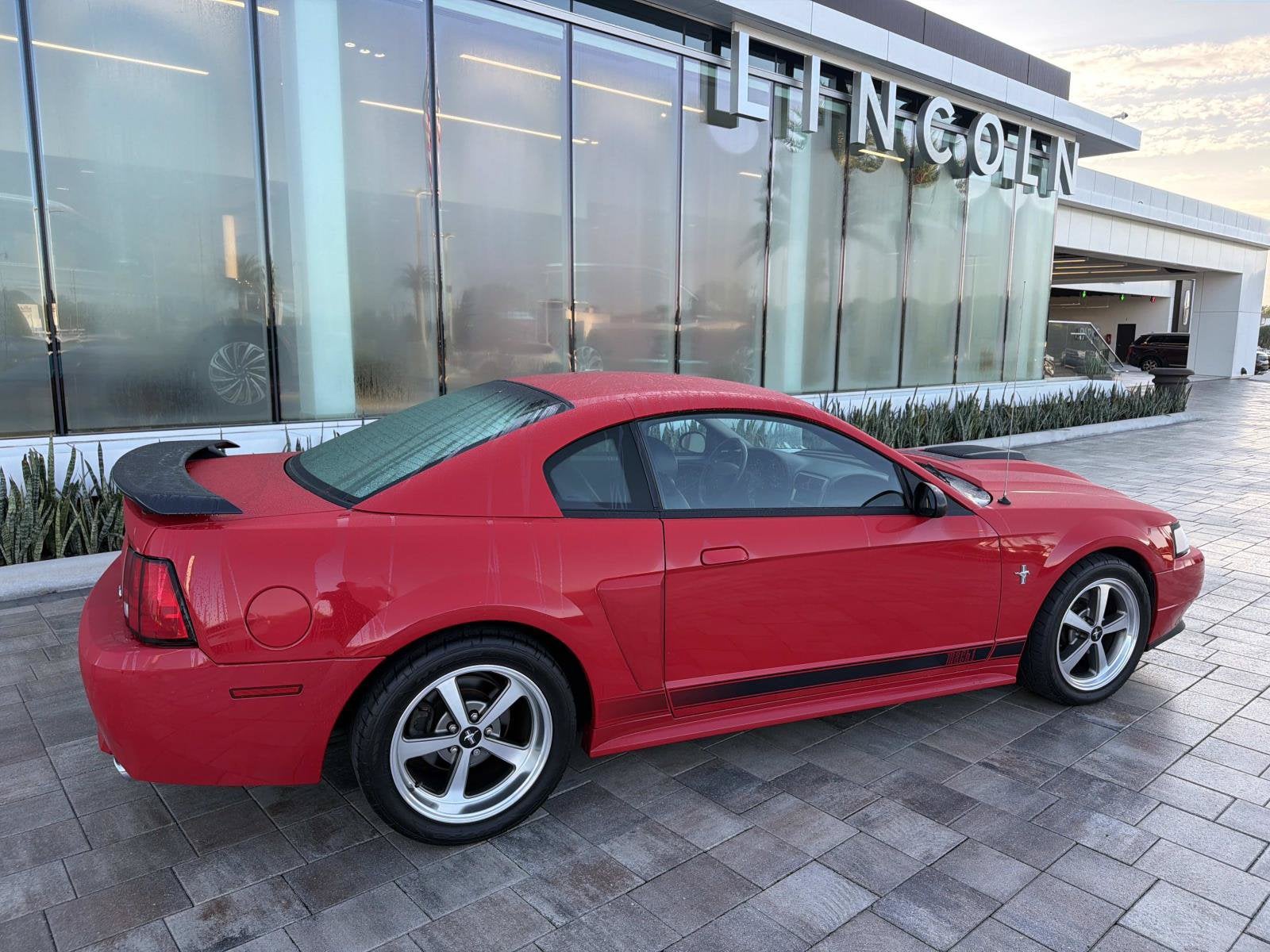 2003 Ford Mustang Premium Mach 1
