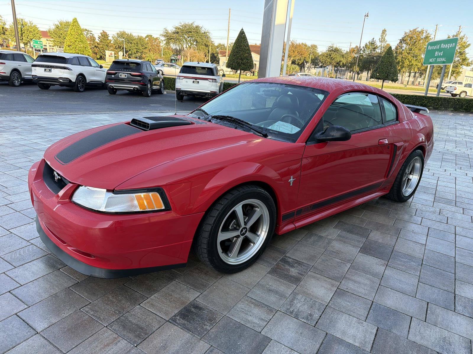 2003 Ford Mustang Premium Mach 1