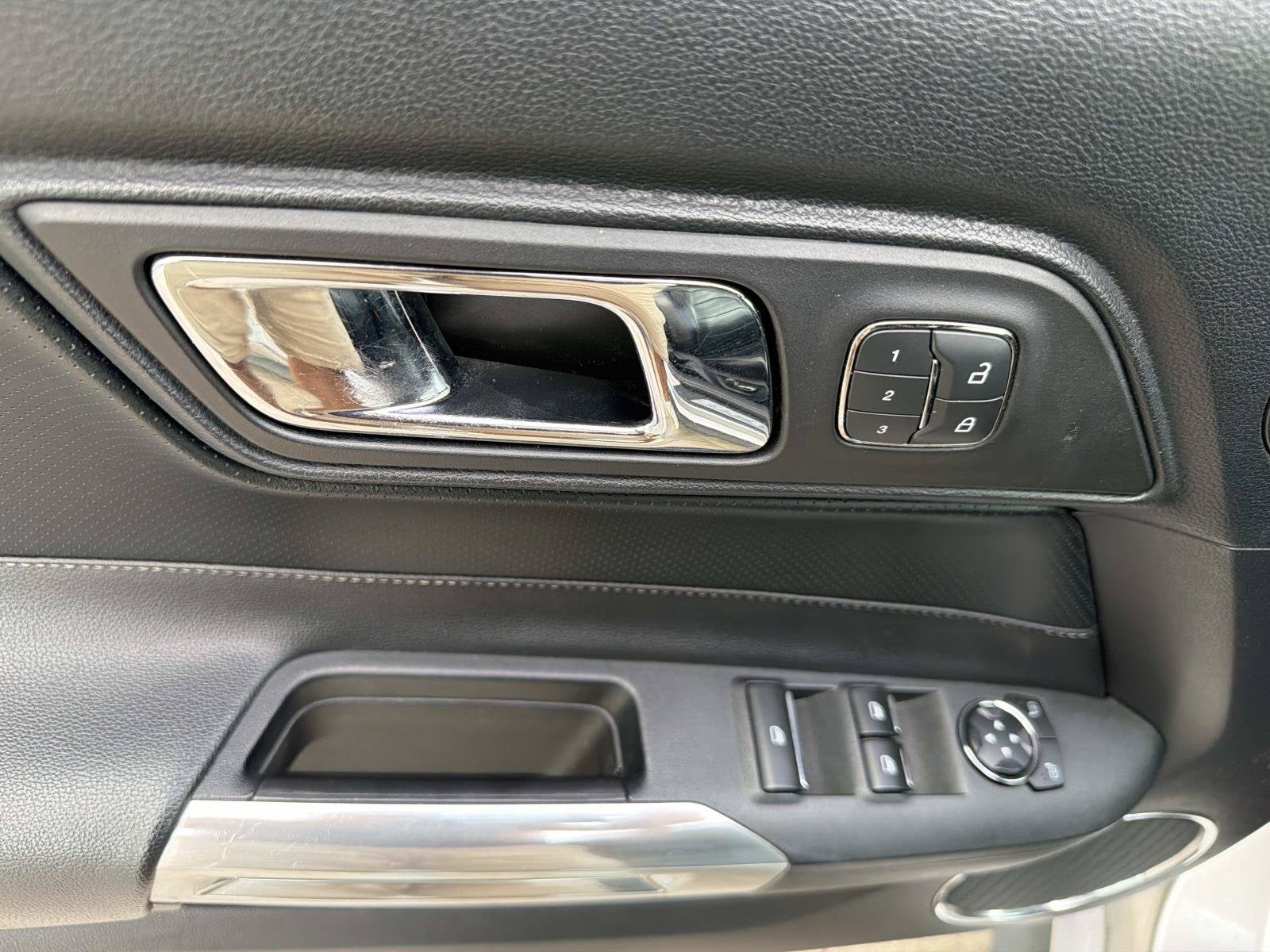 2015 Ford Mustang EcoBoost Premium