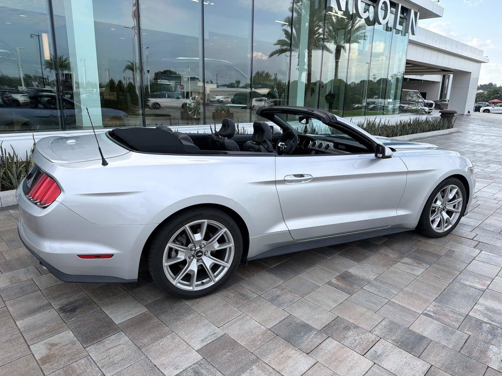 2015 Ford Mustang EcoBoost Premium