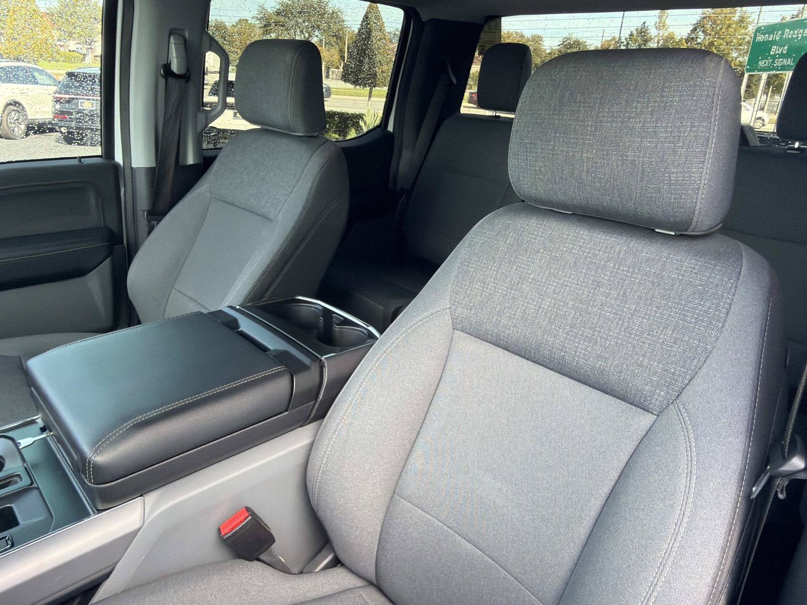 2024 Ford F-150 Lightning Flash
