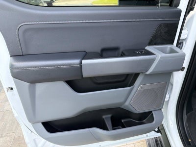 2024 Ford F-150 Lightning Flash