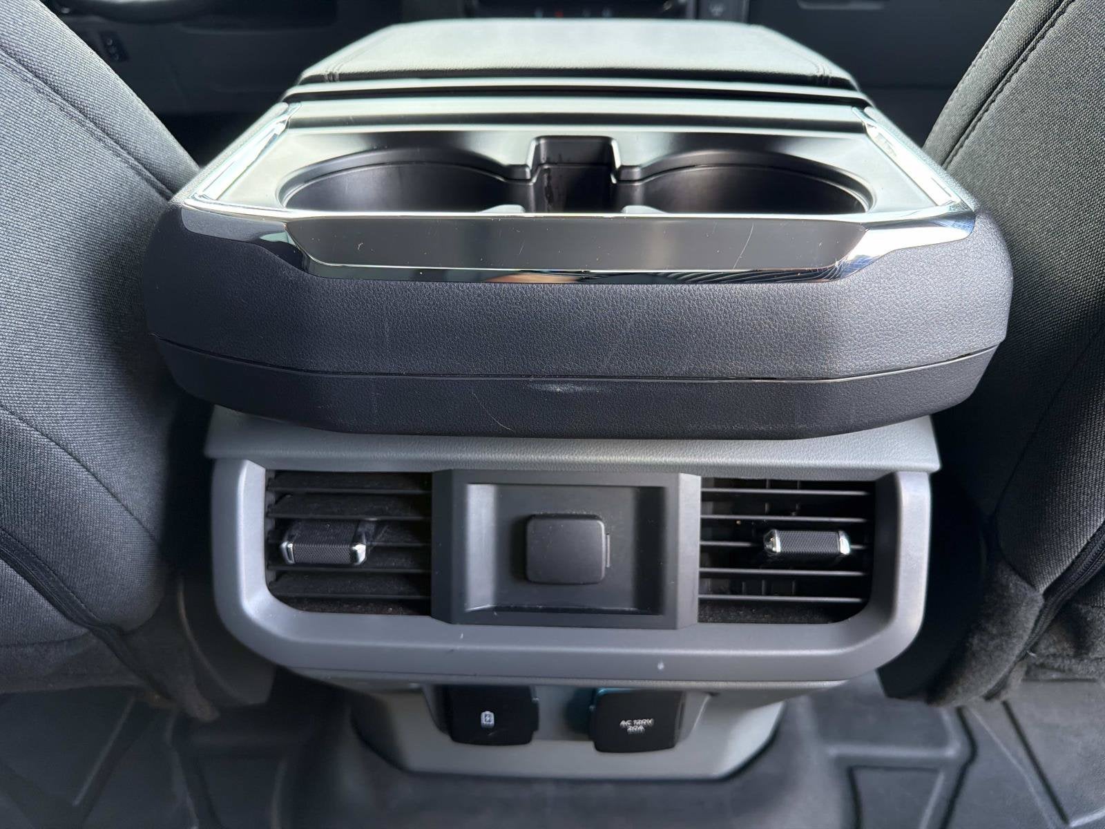 2024 Ford F-150 Lightning Flash