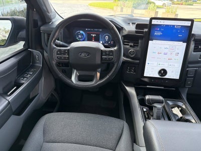 2024 Ford F-150 Lightning Flash