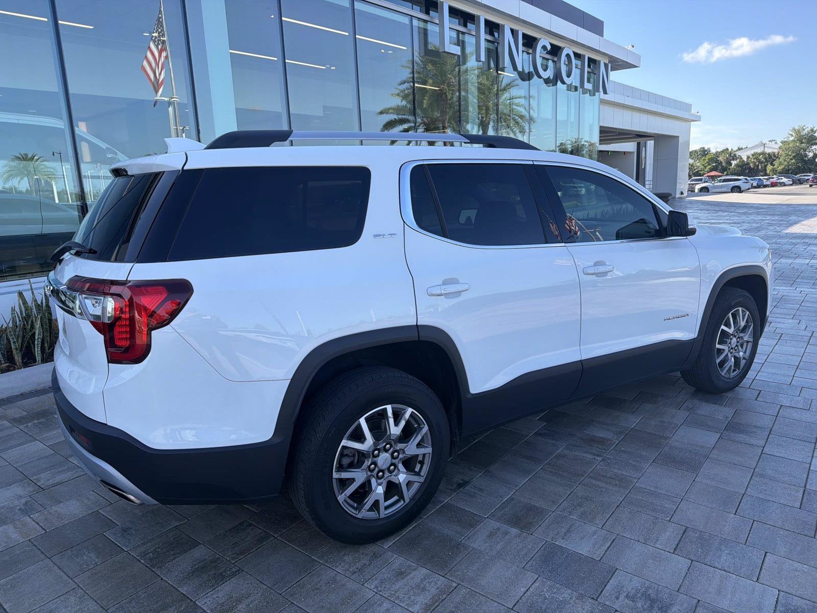 2021 GMC Acadia SLT