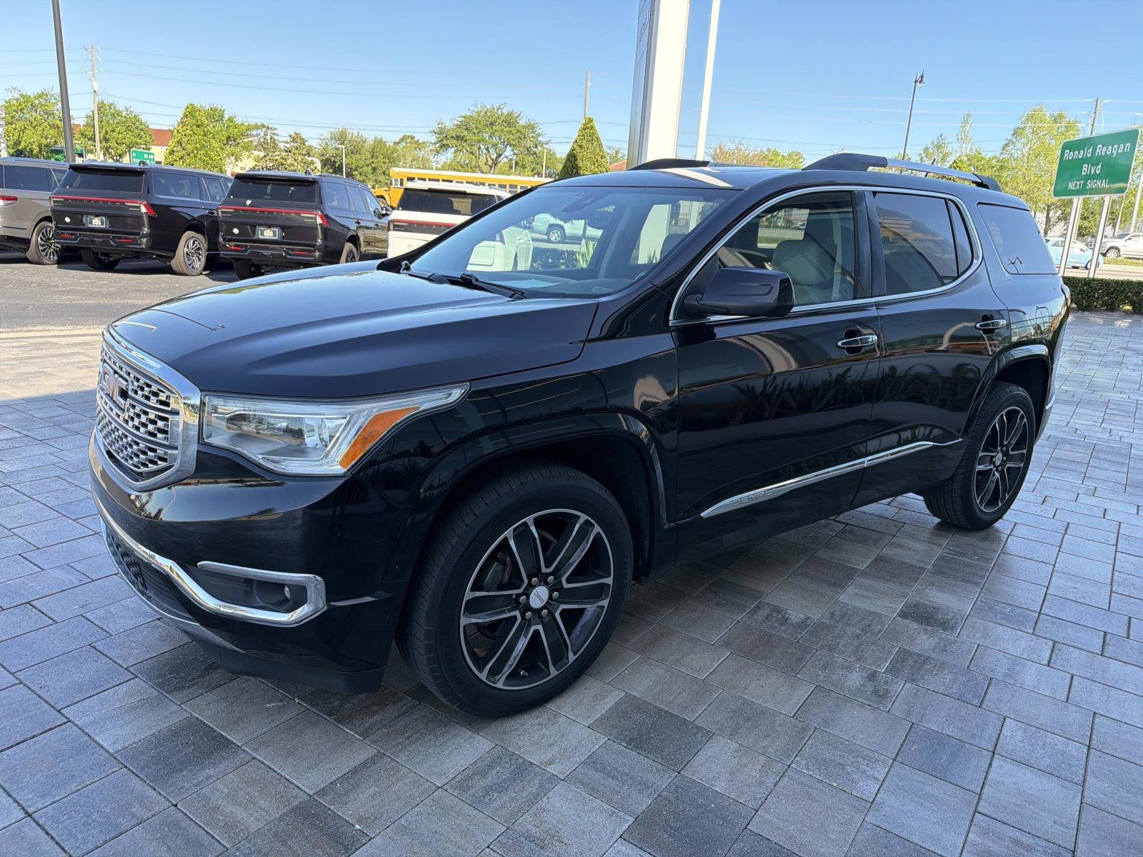2017 GMC Acadia Denali