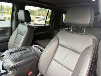 2025 Chevrolet Suburban LT