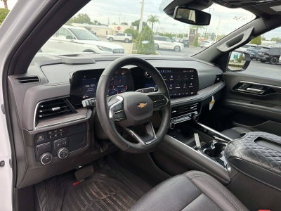 2025 Chevrolet Suburban LT