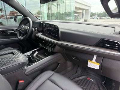 2025 Chevrolet Suburban LT