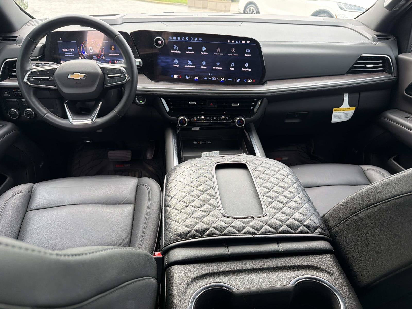 2025 Chevrolet Suburban LT