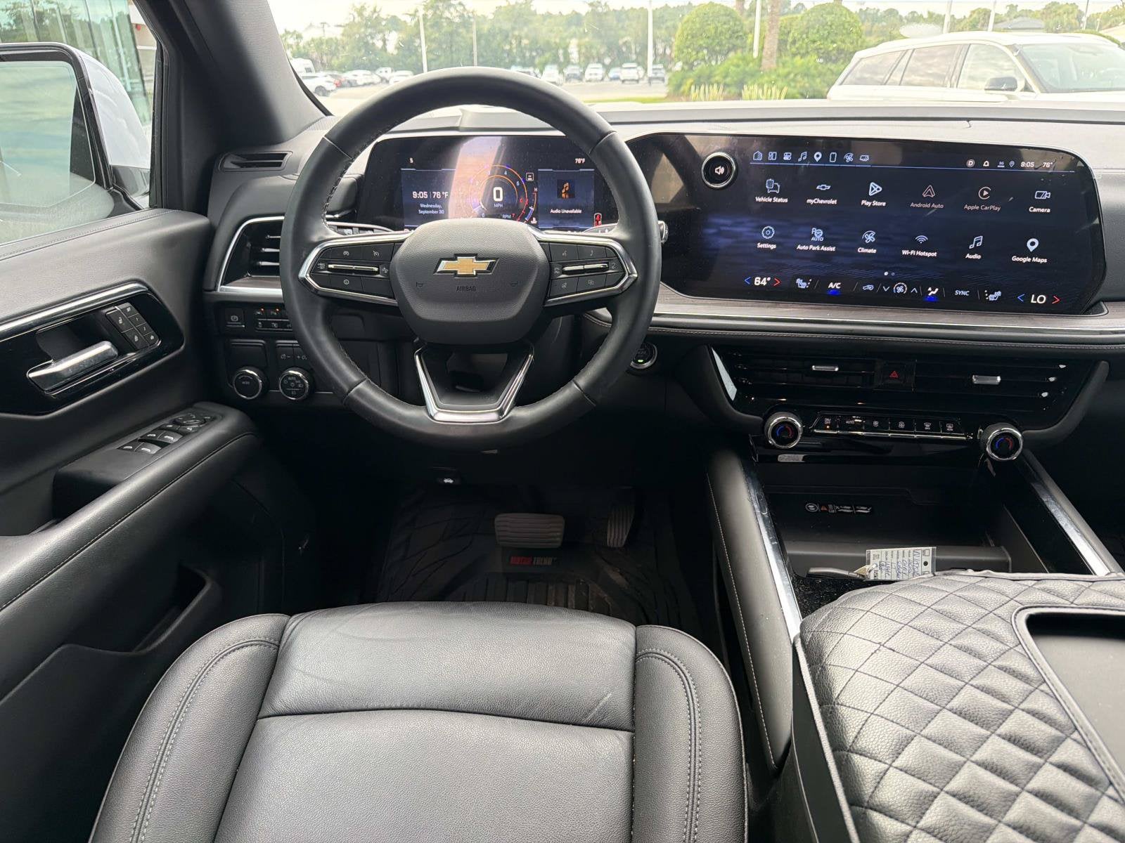 2025 Chevrolet Suburban LT