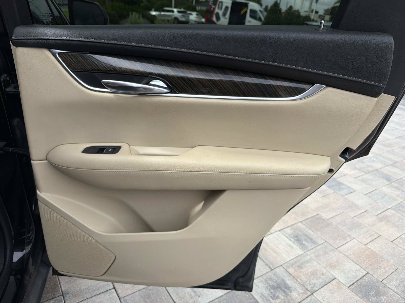 2017 Cadillac XT5 FWD