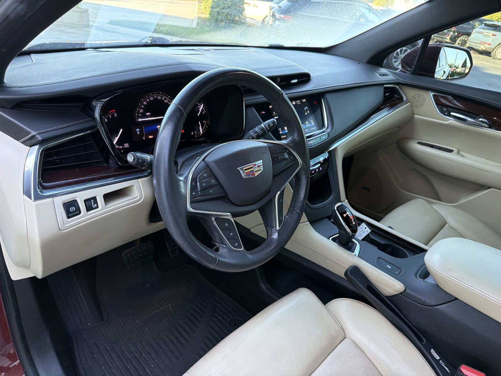 2017 Cadillac XT5 Luxury FWD