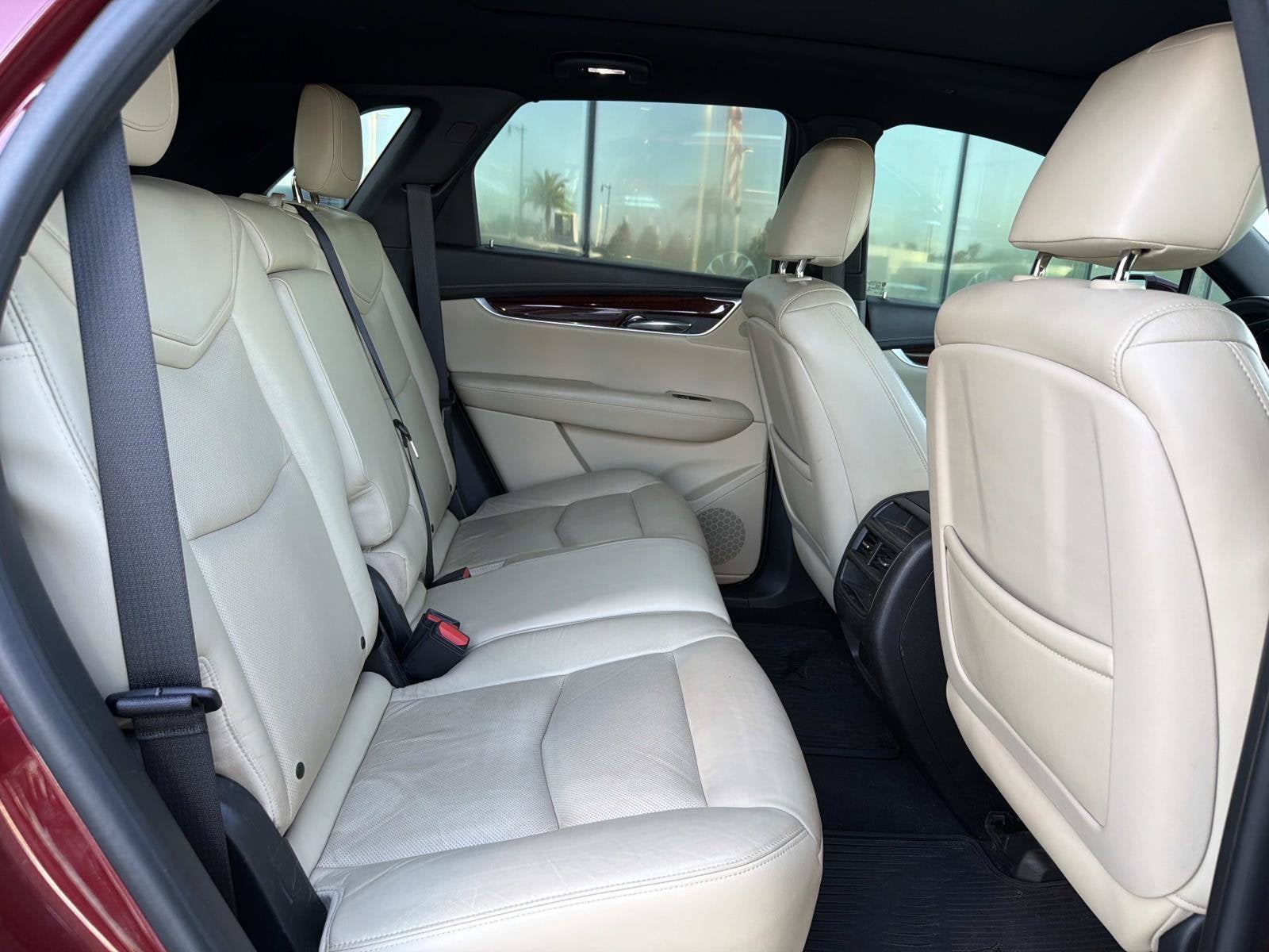 2017 Cadillac XT5 Luxury FWD