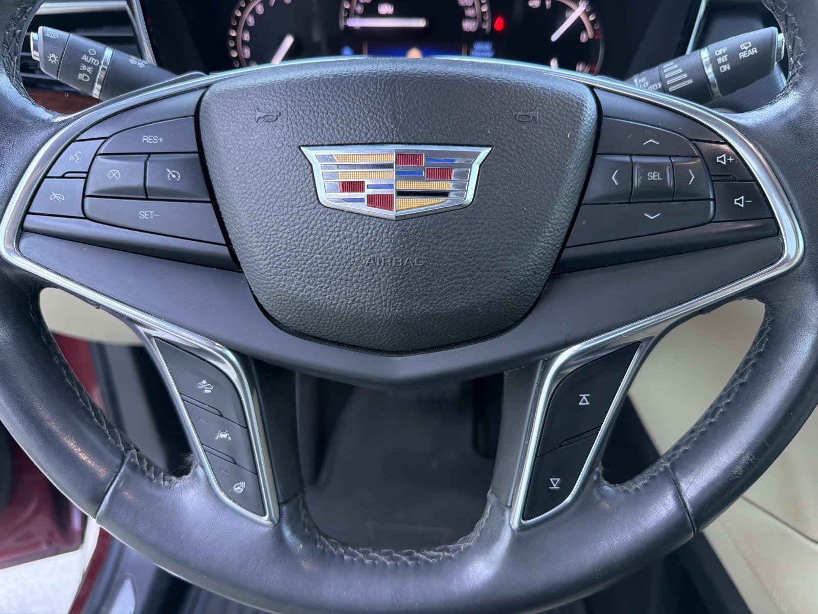 2017 Cadillac XT5 Luxury FWD