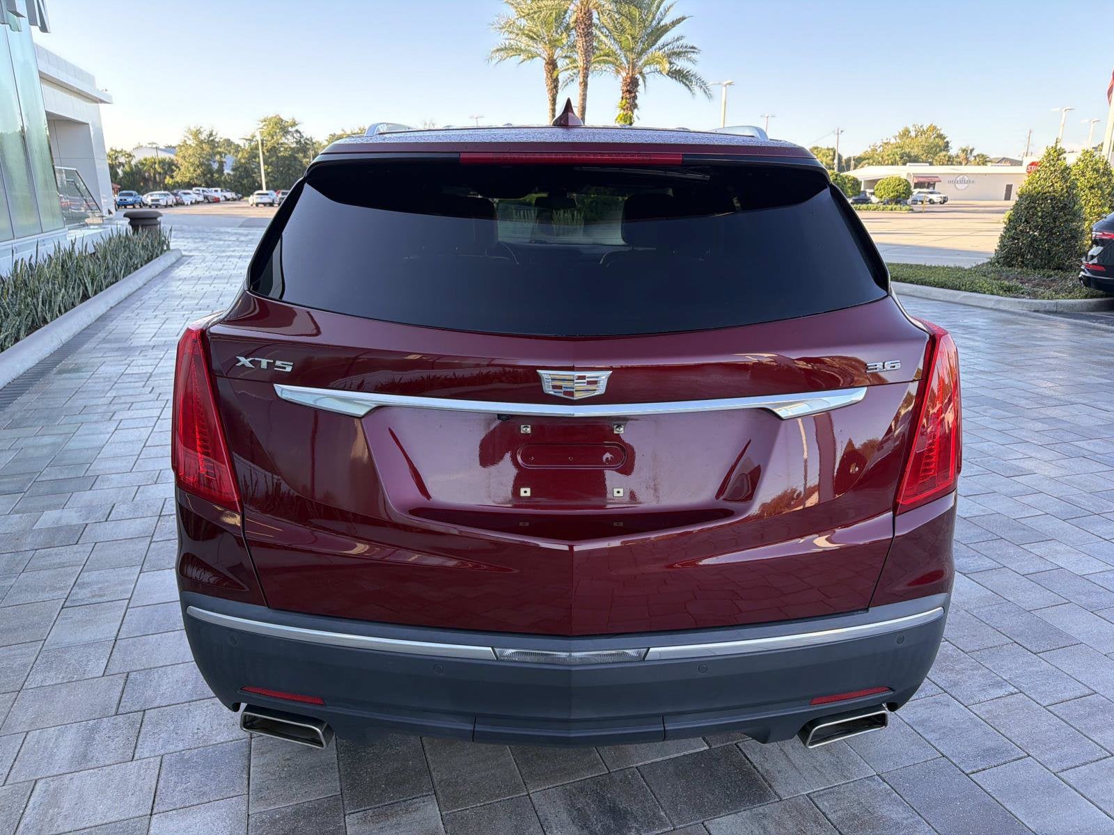 2017 Cadillac XT5 Luxury FWD