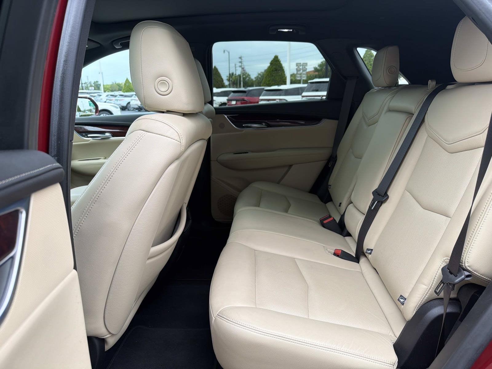 2018 Cadillac XT5 Luxury FWD