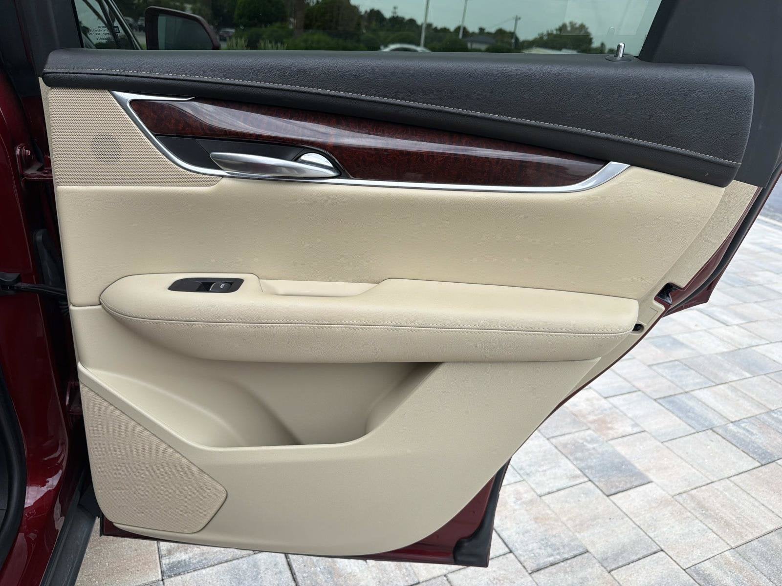 2018 Cadillac XT5 Luxury FWD