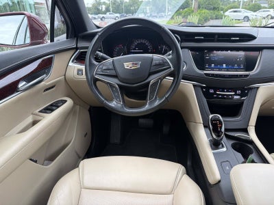 2018 Cadillac XT5 Luxury FWD