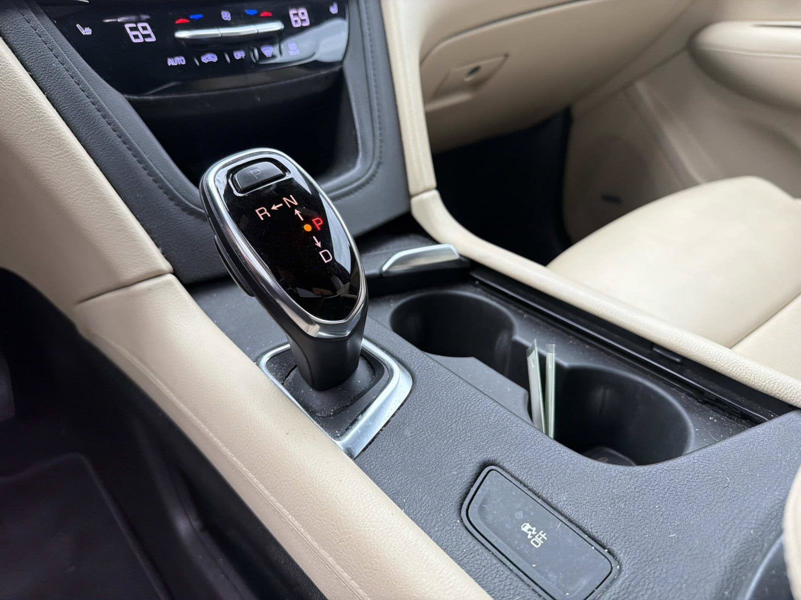2018 Cadillac XT5 Luxury FWD