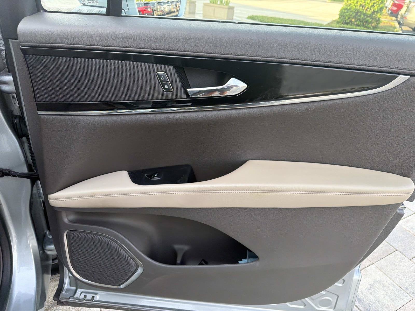 2022 Lincoln Nautilus Standard