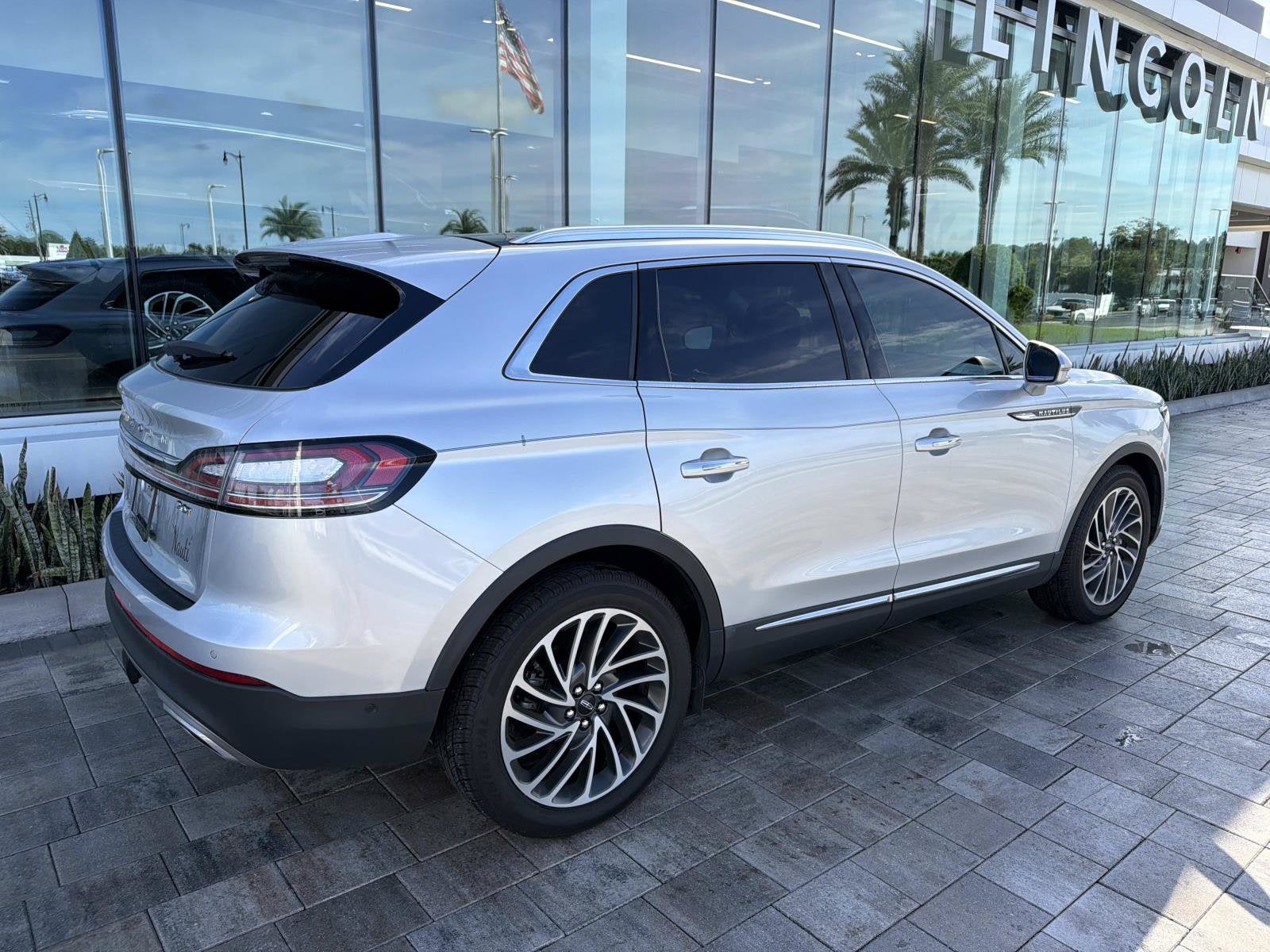 2019 Lincoln Nautilus Reserve