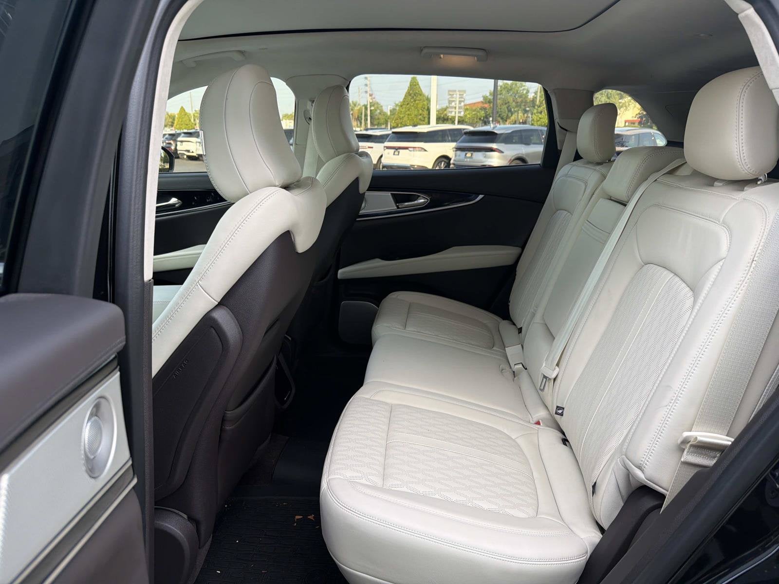 2022 Lincoln Nautilus Black Label