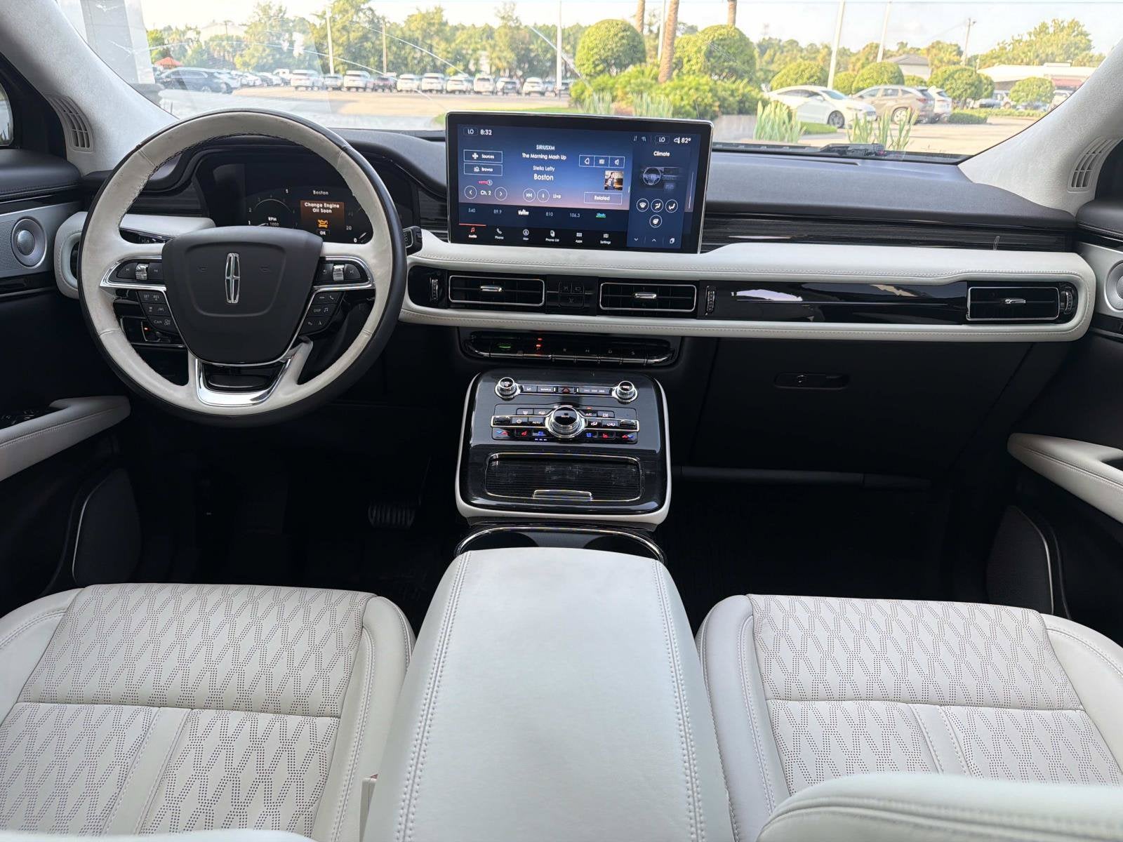 2022 Lincoln Nautilus Black Label