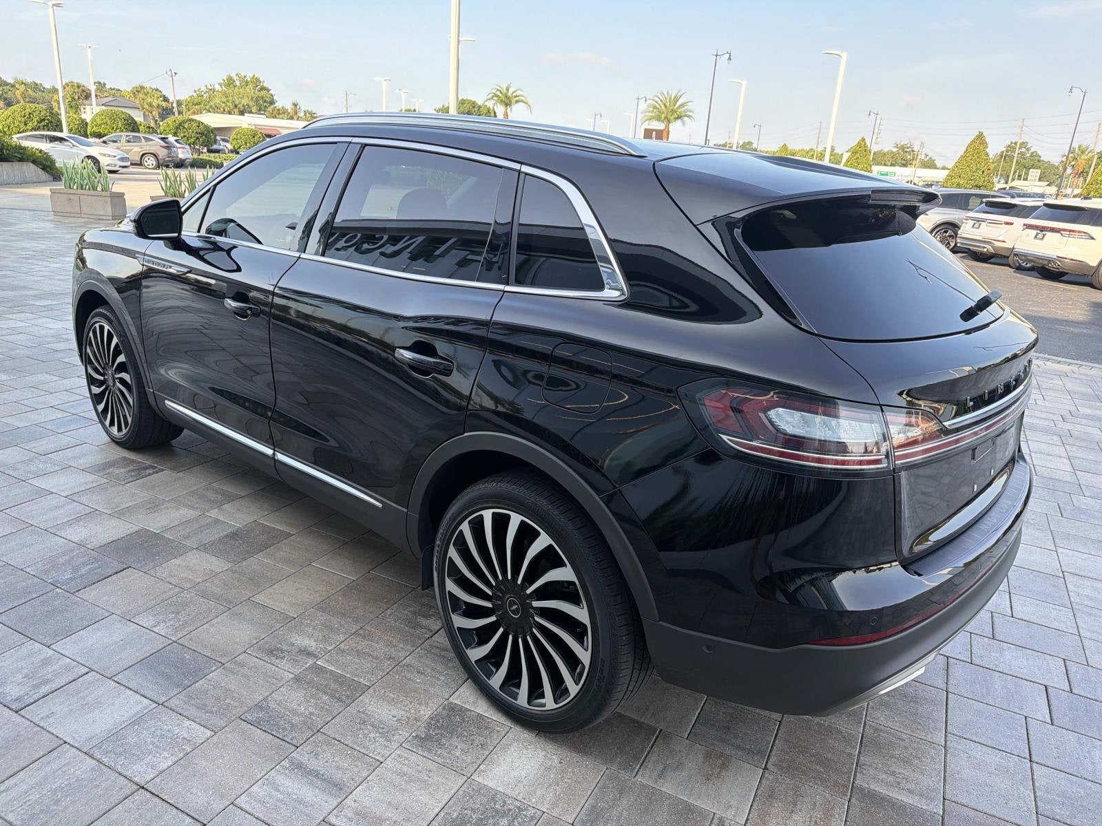 2022 Lincoln Nautilus Black Label