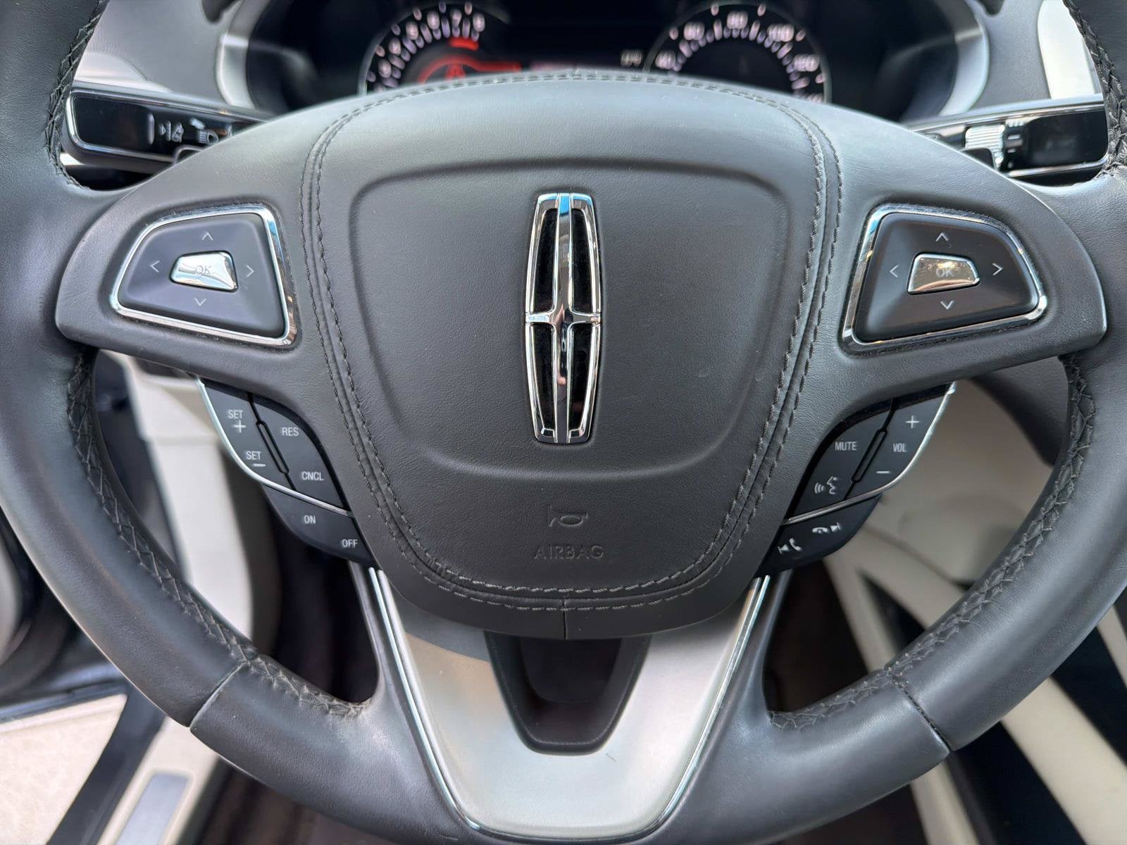 2019 Lincoln MKZ Standard