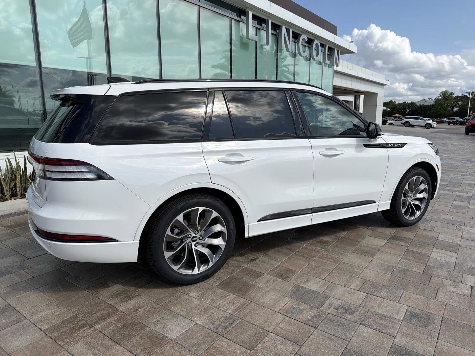 2026 Lincoln Aviator Premiere