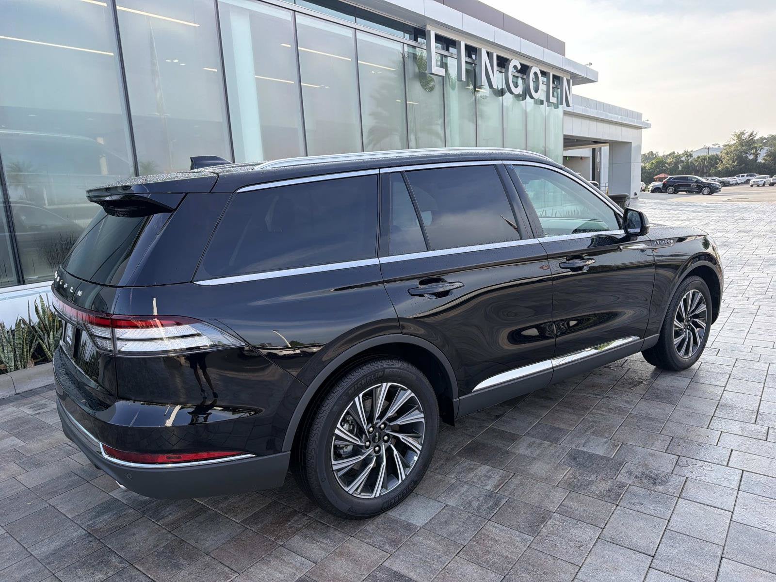 2027 Lincoln Aviator Premiere