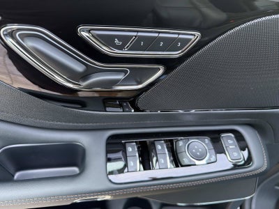 2027 Lincoln Aviator Premiere