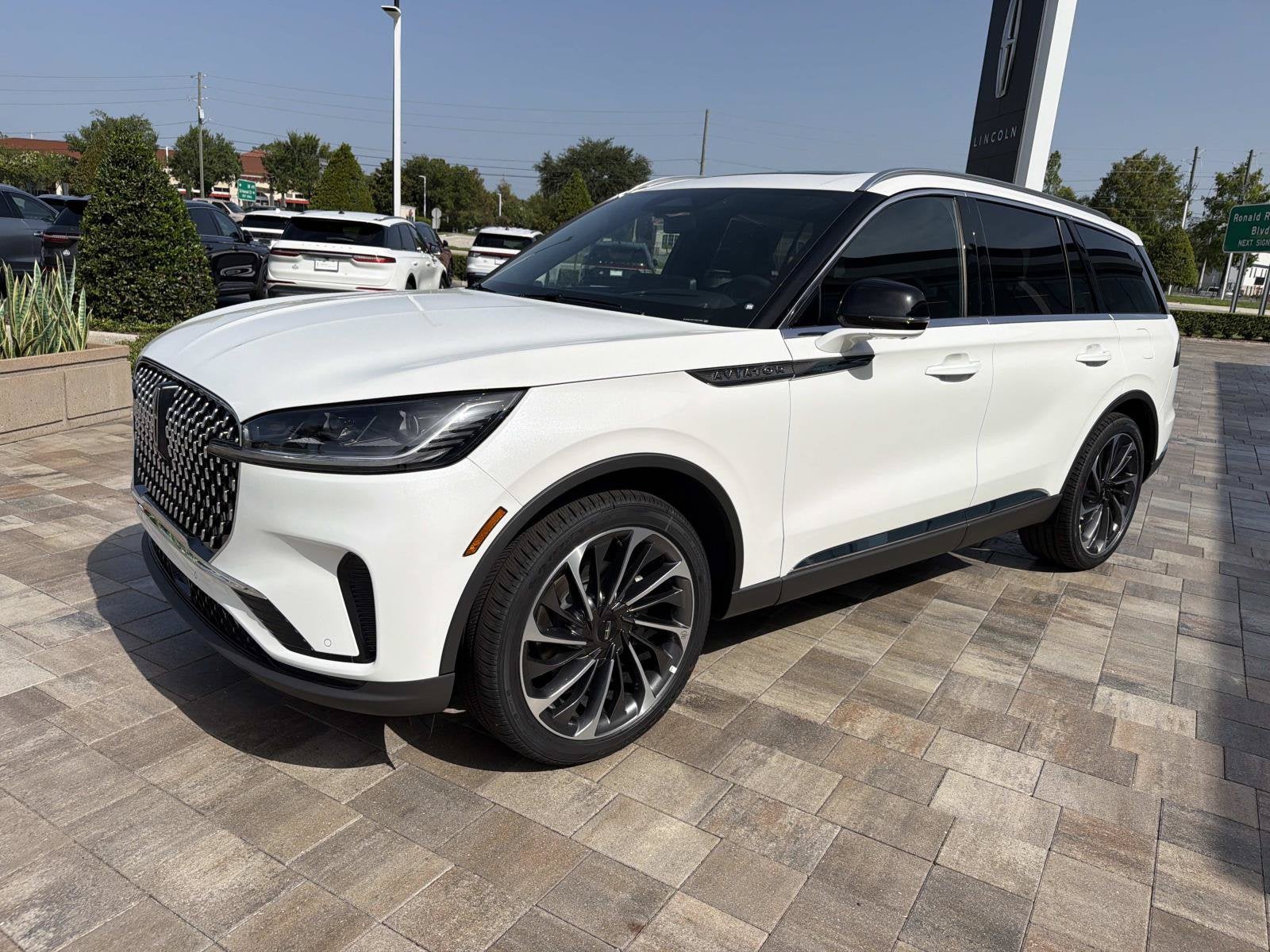 2026 Lincoln Aviator Reserve