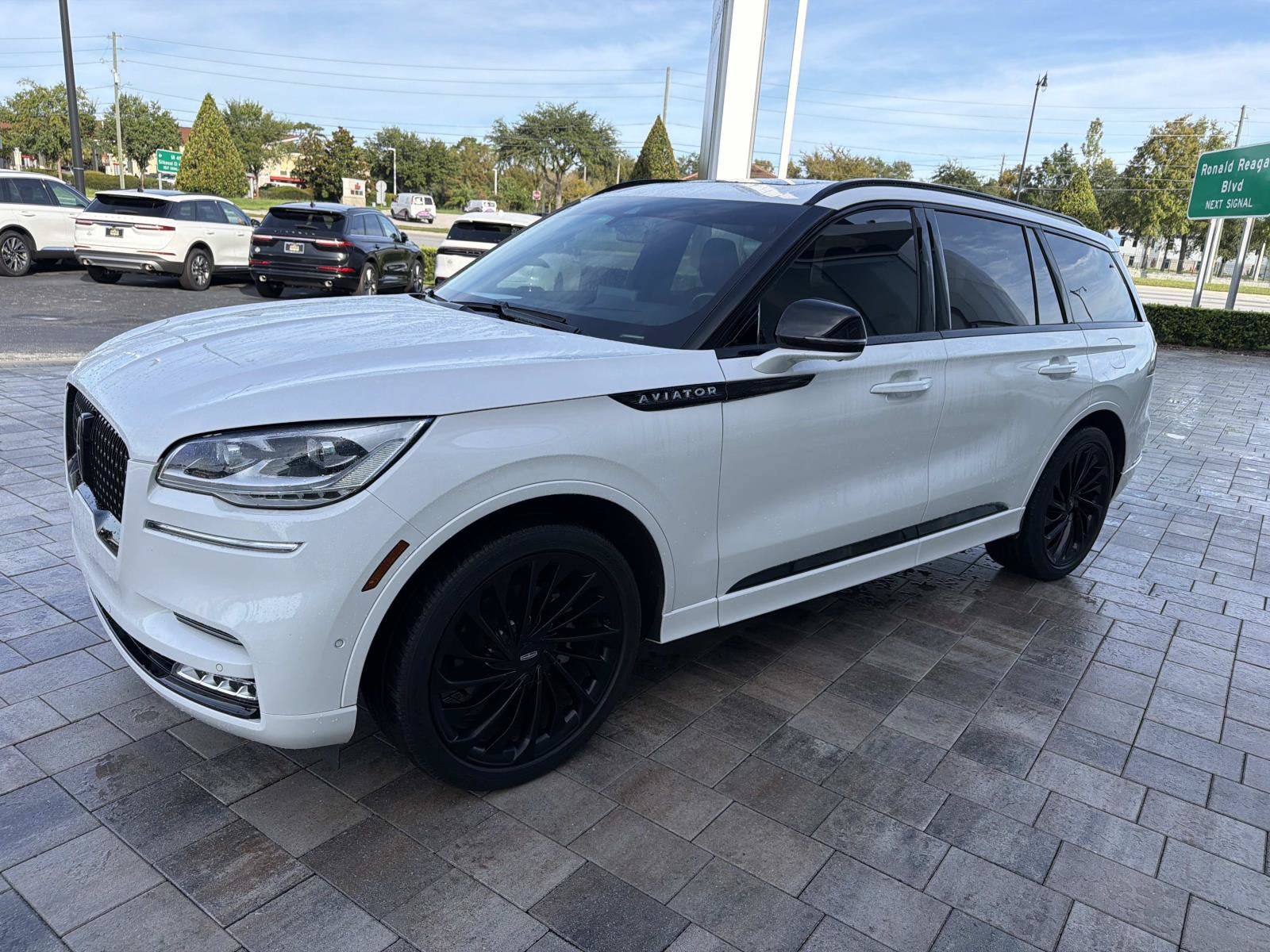 2023 Lincoln Aviator Reserve