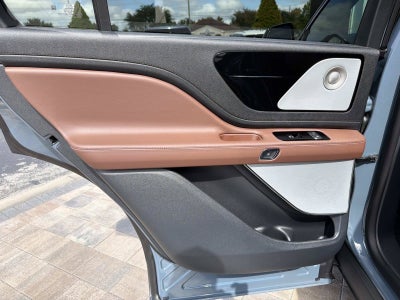 2027 Lincoln Aviator Reserve