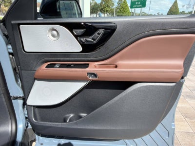 2027 Lincoln Aviator Reserve