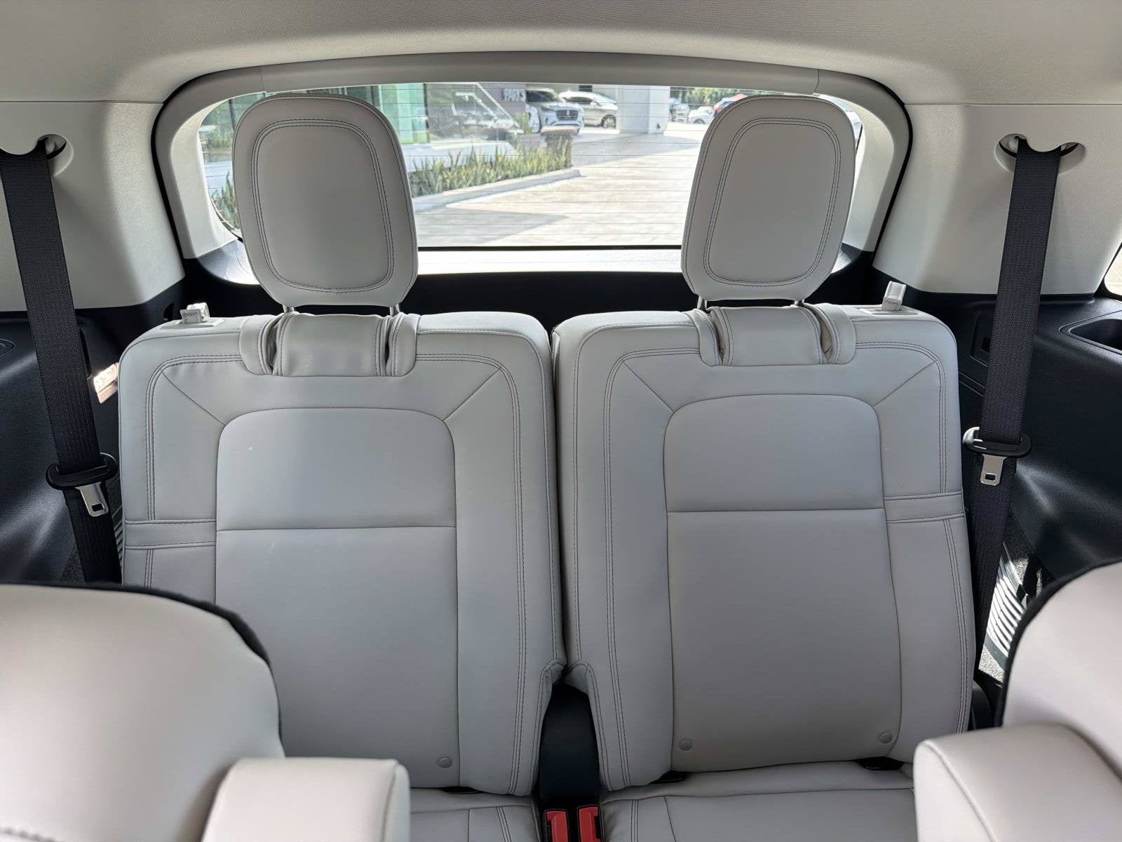 2027 Lincoln Aviator Reserve