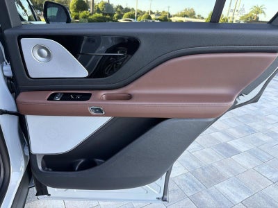2027 Lincoln Aviator Reserve