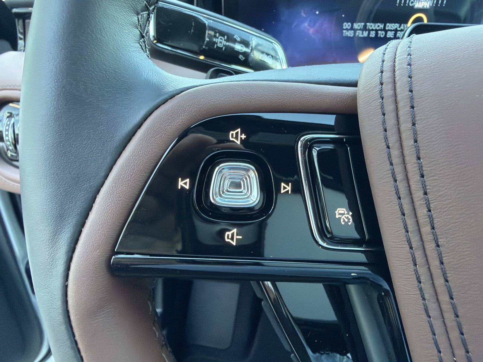 2027 Lincoln Aviator Reserve