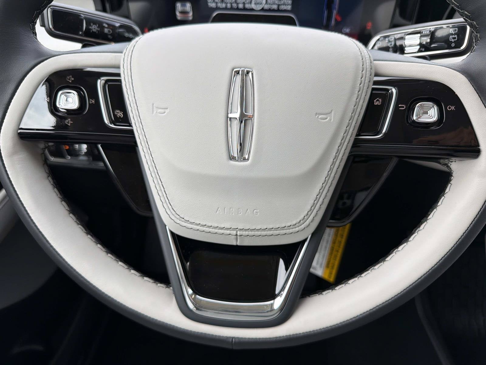2027 Lincoln Aviator Reserve