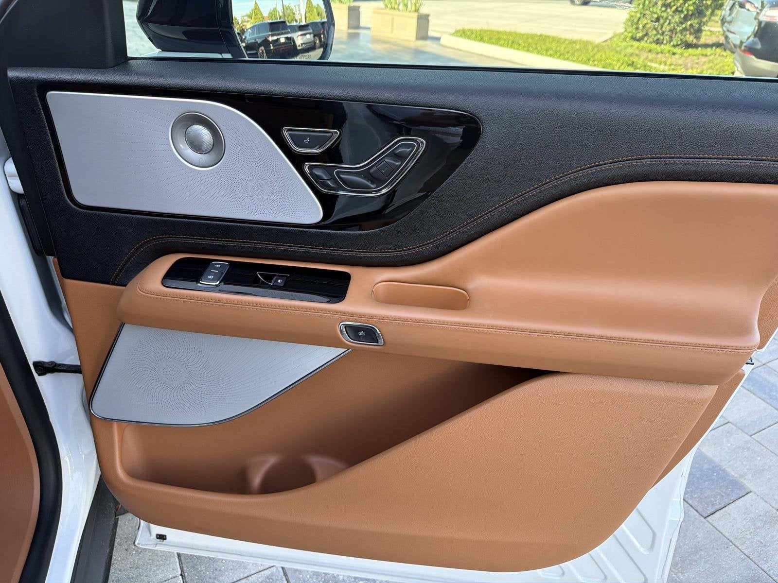 2024 Lincoln Aviator Black Label