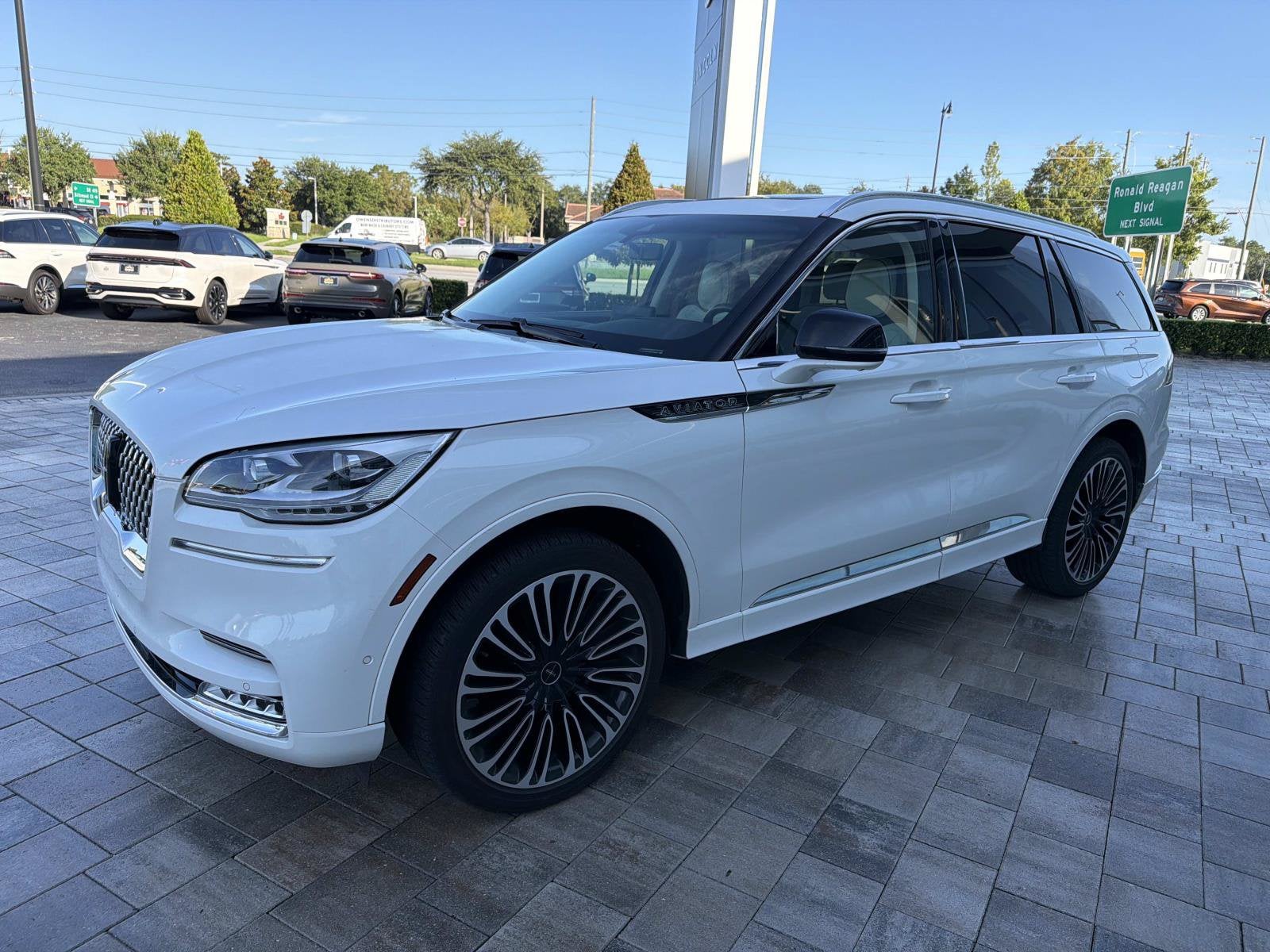 2024 Lincoln Aviator Black Label