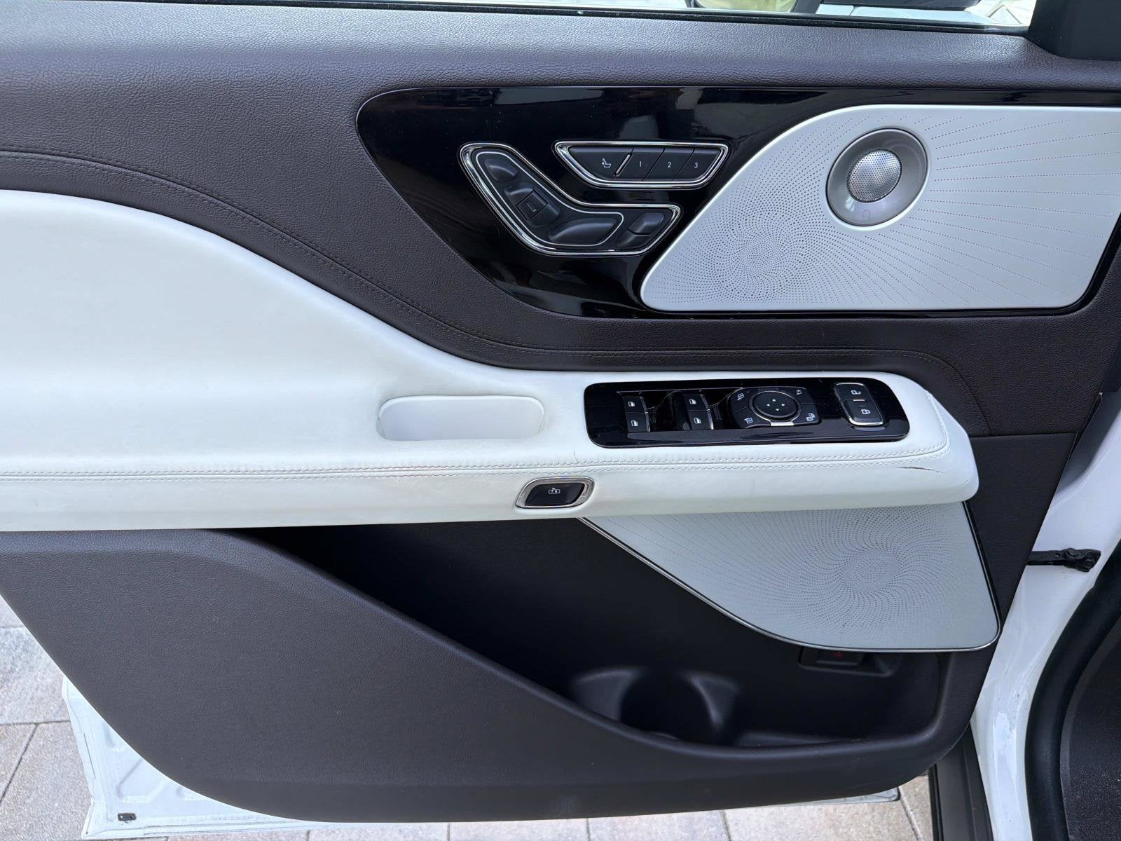 2024 Lincoln Aviator Black Label