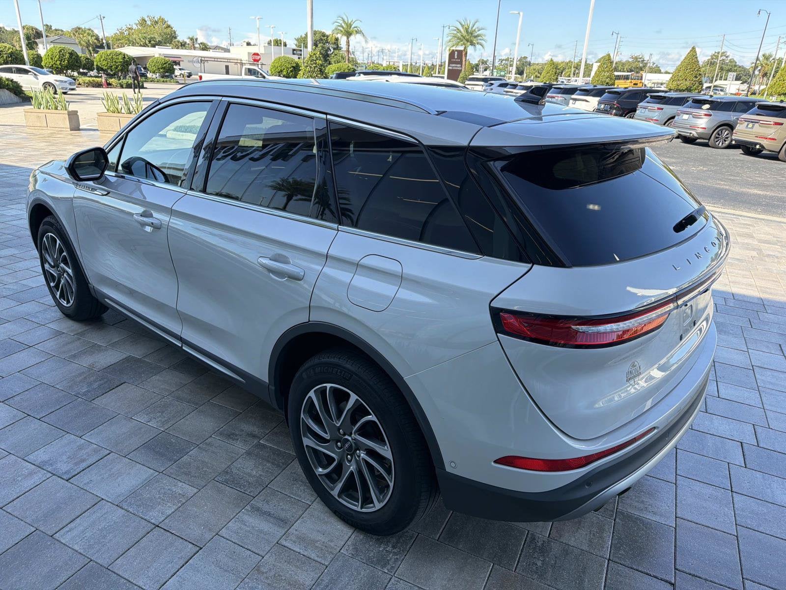 2020 Lincoln Corsair Standard