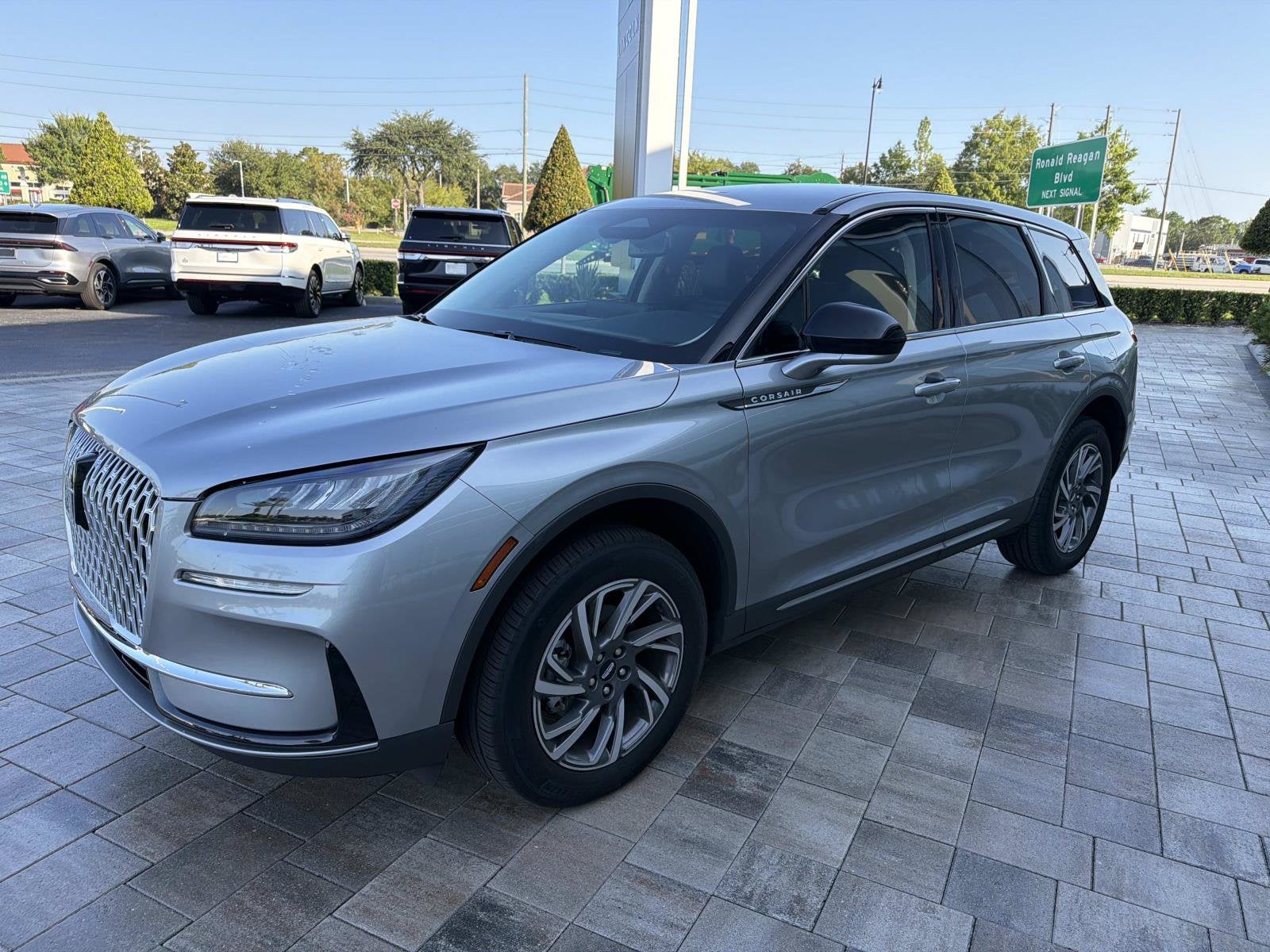 2024 Lincoln Corsair Premiere