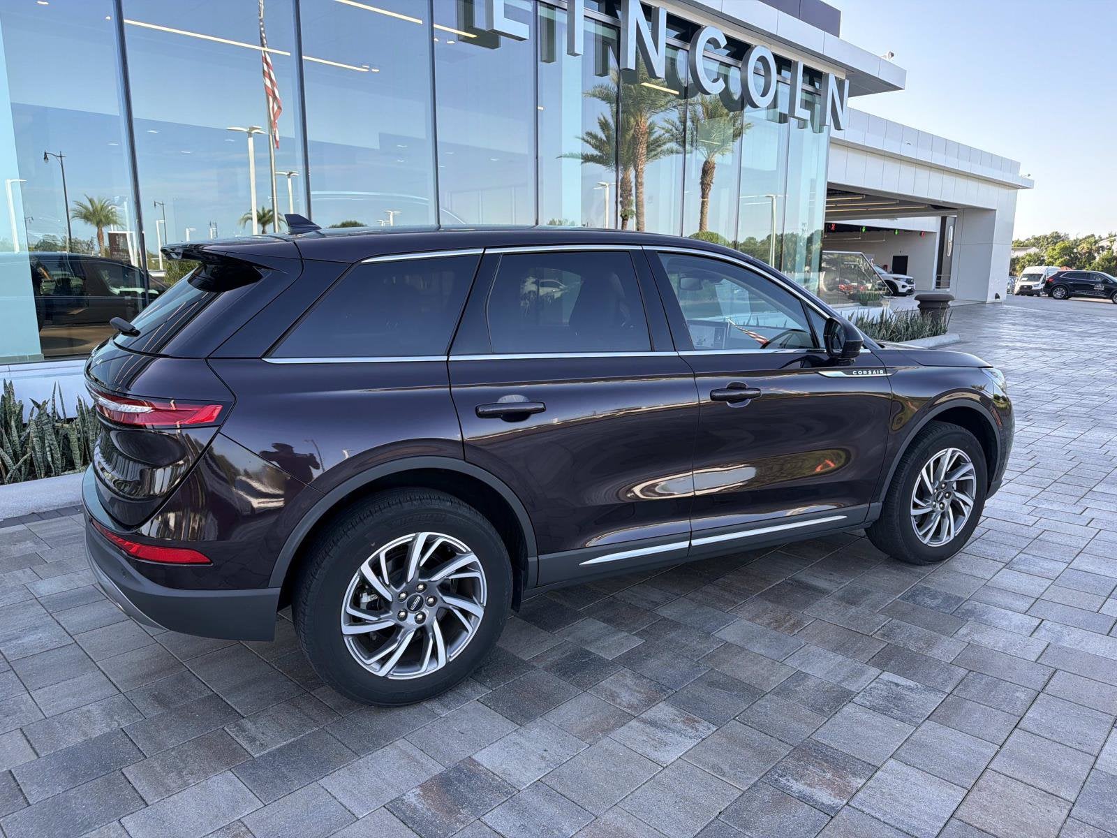 2023 Lincoln Corsair Standard