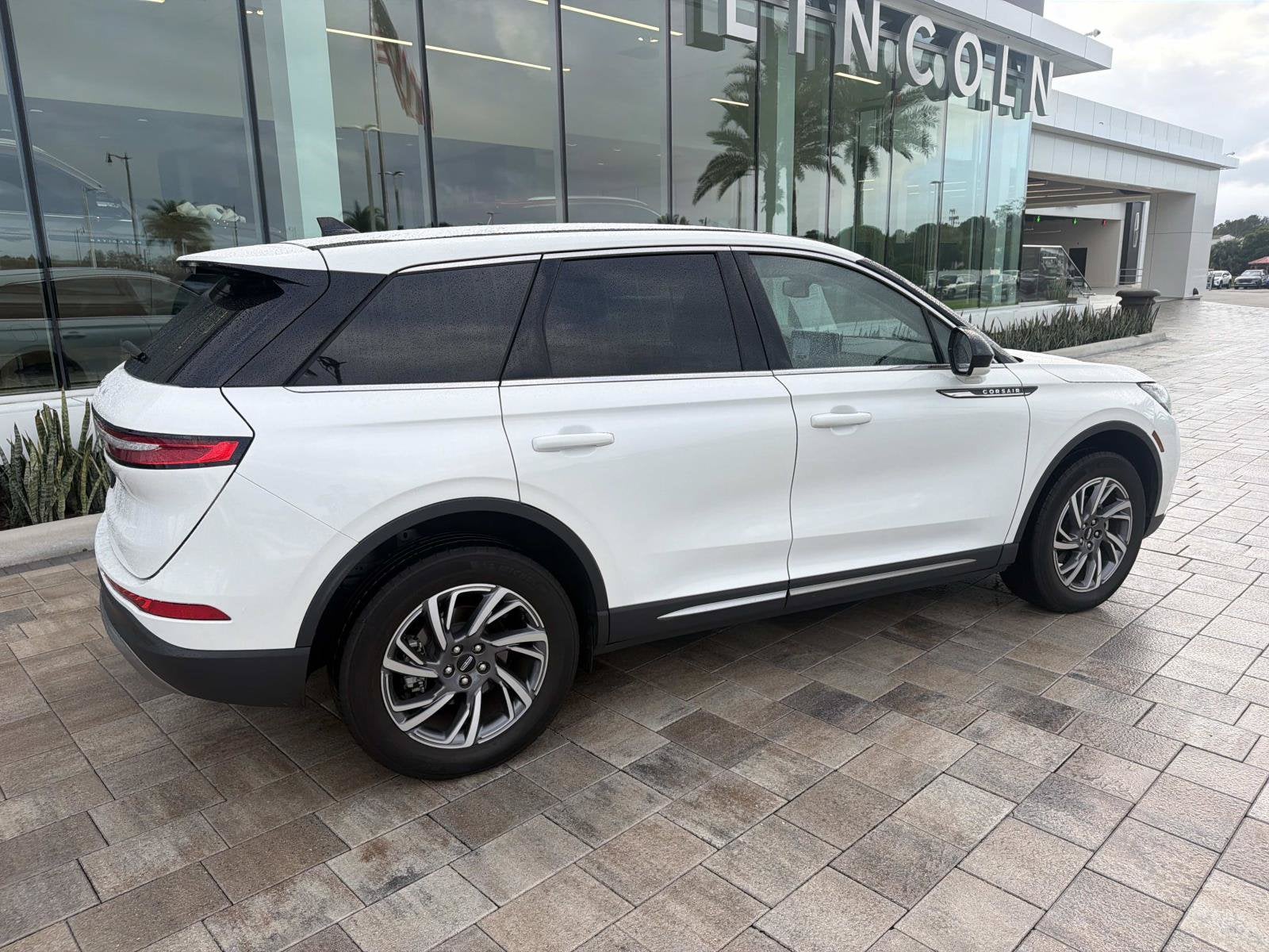 2024 Lincoln Corsair Premiere