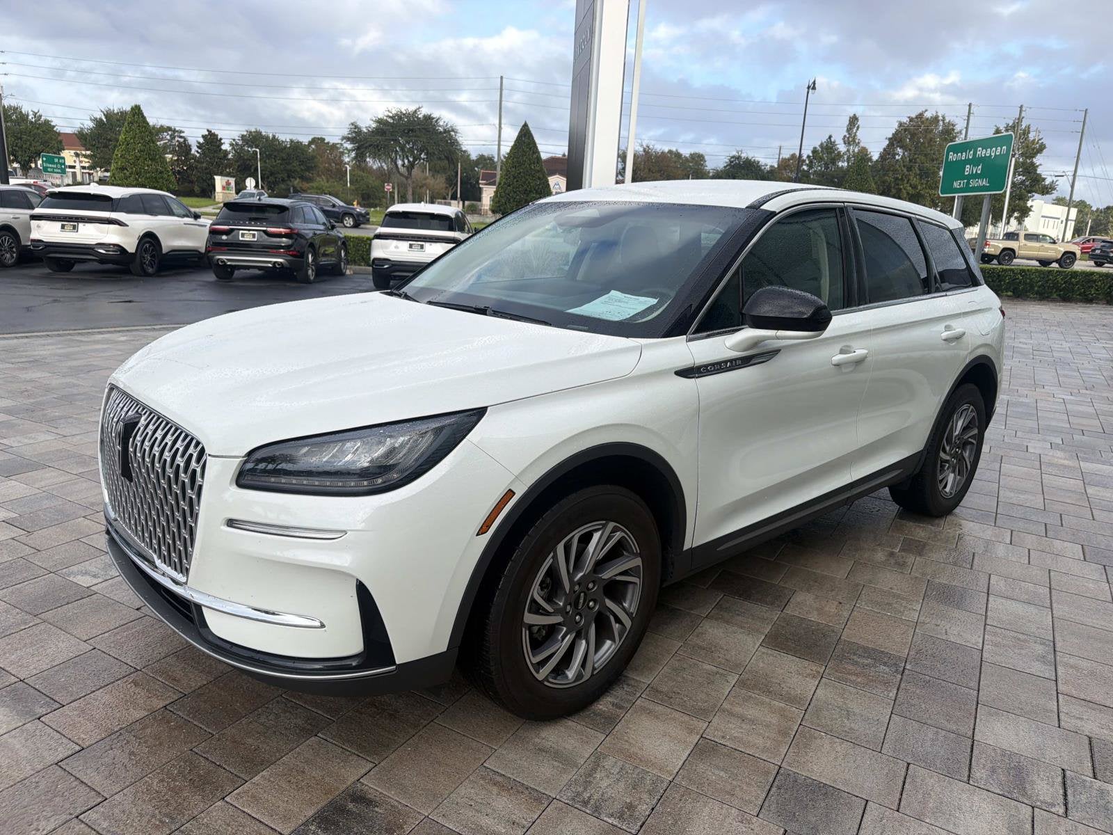 2024 Lincoln Corsair Premiere