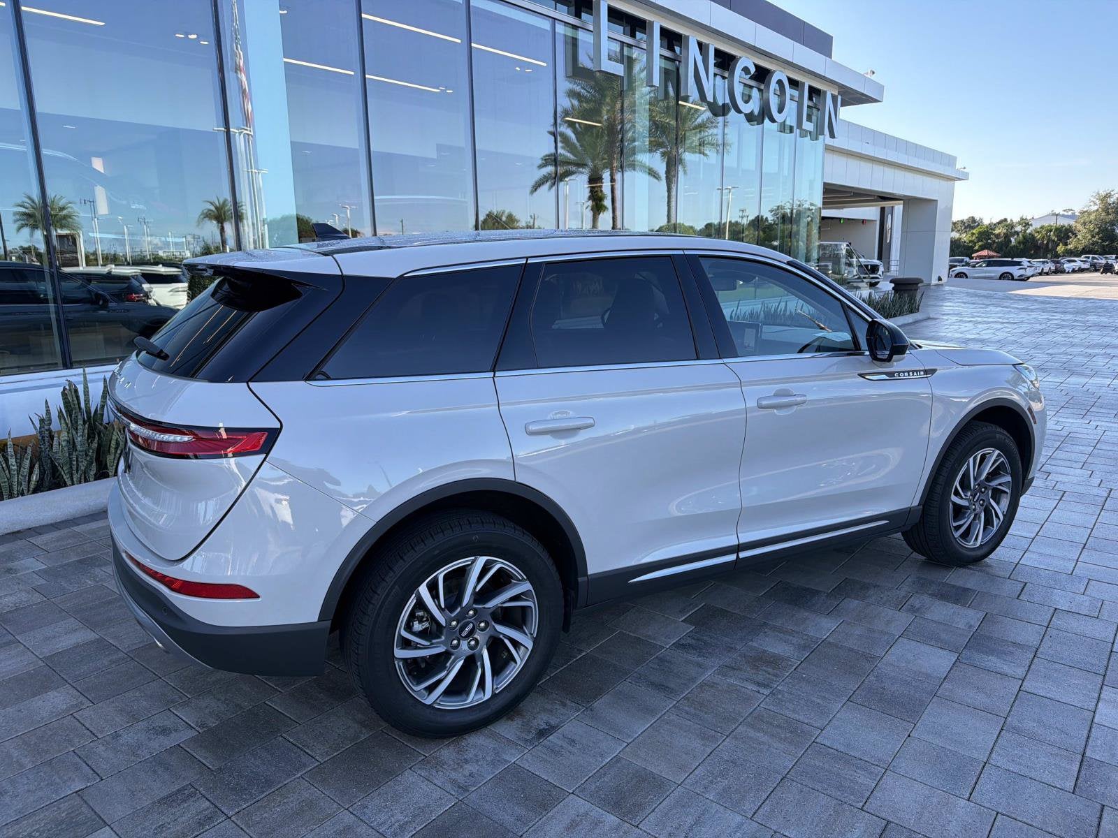 2024 Lincoln Corsair Premiere